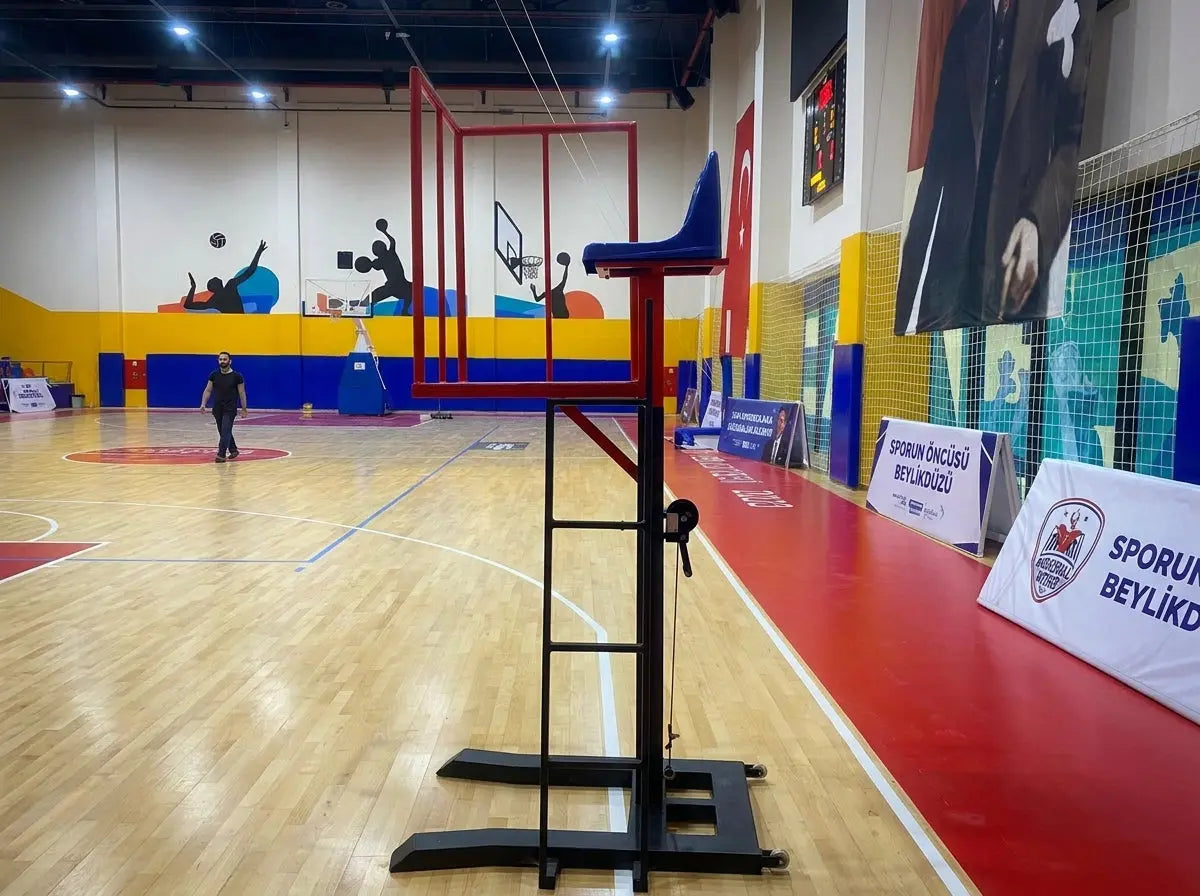 Profesyonel Voleybol Hakem Standı | Seyyar Yükseklik Ayarlı Saha Ekipmanları